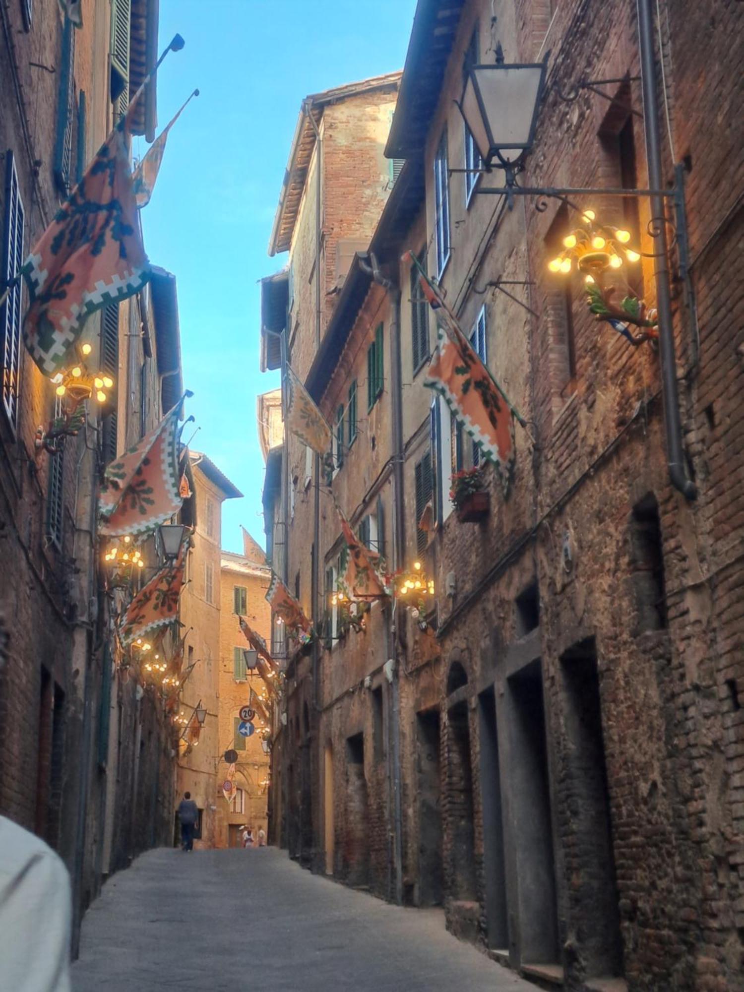 Ferienwohnung La Bomboniera Di Siena Exterior foto